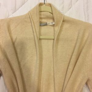 Athleta women’s cashmere sweater
